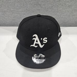 New Era Oakland Athletics 9FIFTY Snapback. Black White Baseball Hat